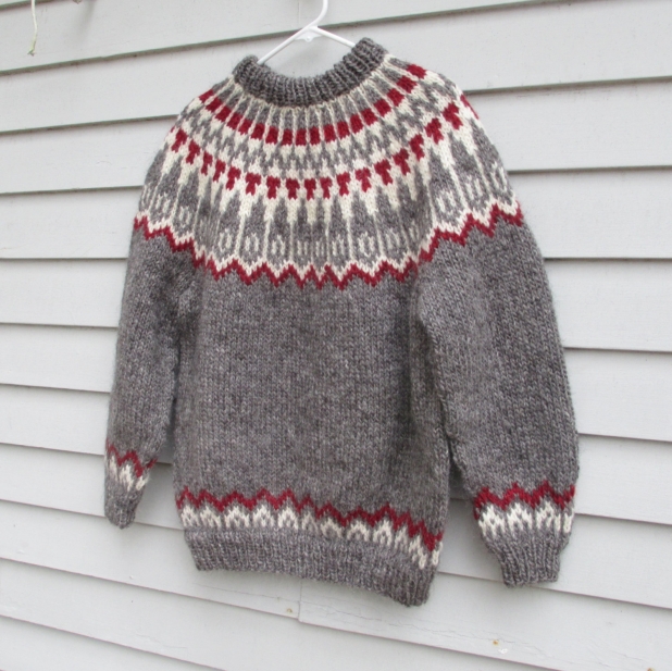 Knitting With Icelandic Wool ハードカバー m3 i2hnpz4rs7j61.jpg